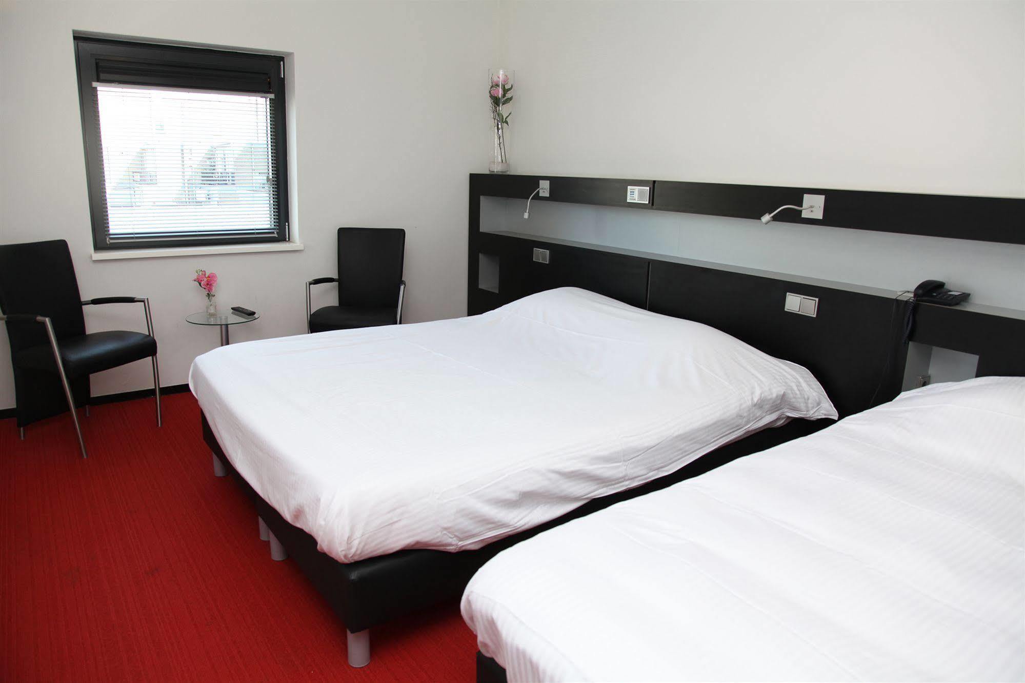Stads Hotel Boerland 엠멘 외부 사진