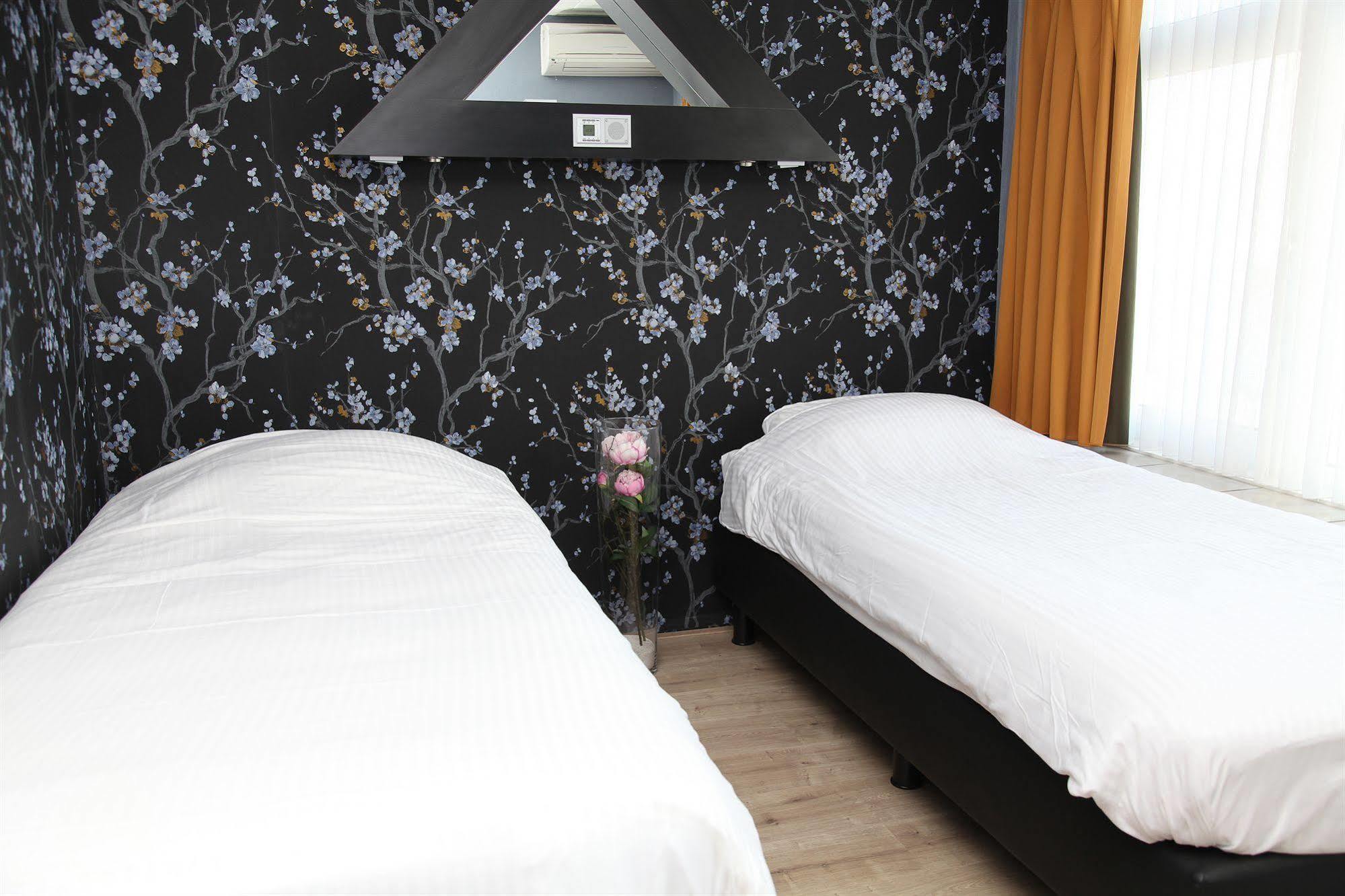 Stads Hotel Boerland 엠멘 외부 사진